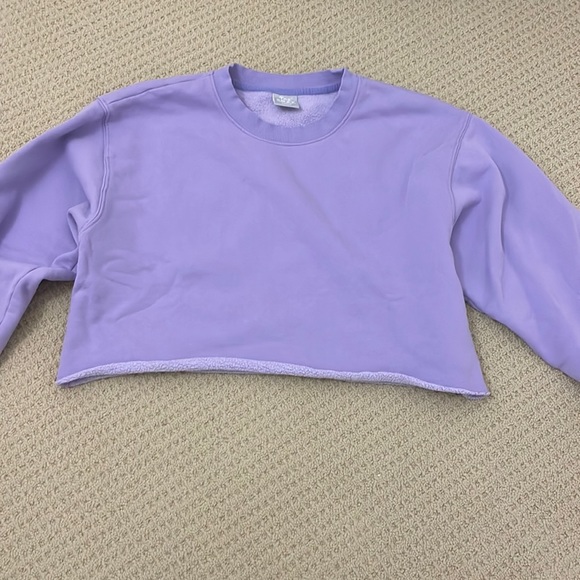 Purple Cropped TNA Sweatshirt - Picture 1 of 4